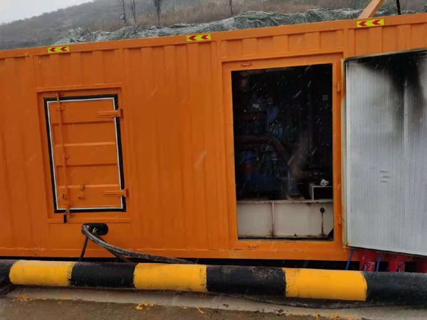 铁西发电机出租 柴油发电机组电压低报警怎么办?