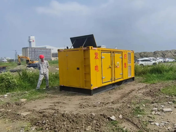 铁西200KW柴油发电机机组每小时的油耗量受哪些因素影响?